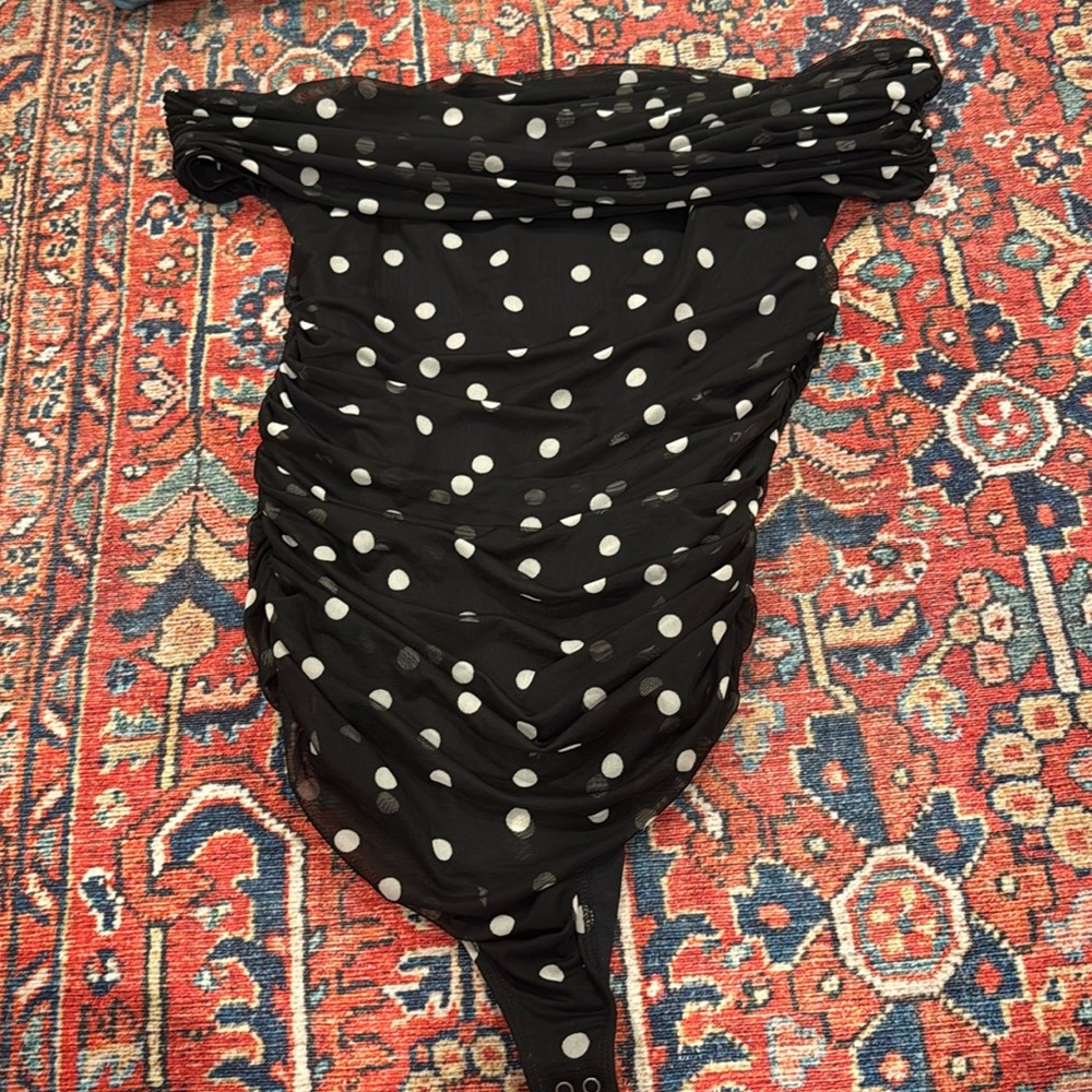 Off shoulder Abercrombie top/bodysuit